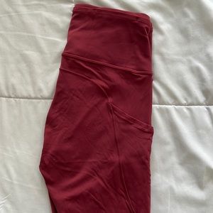 Lululemon leggings 25 inch in the color mulled wine!